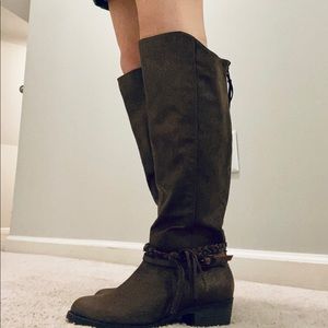 Altrd State brown boots